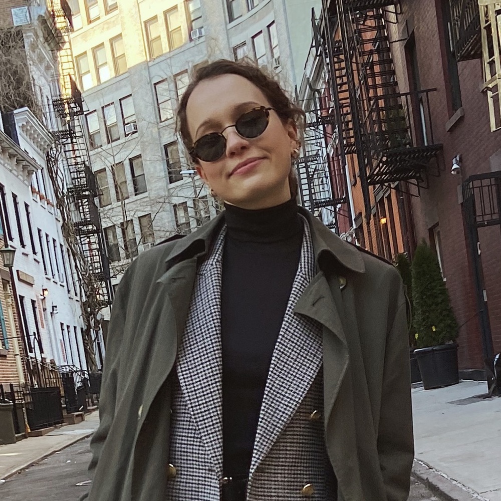 Meet your Posher, Alexandra